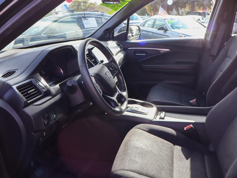 used 2022 Honda Pilot car, priced at $25,880