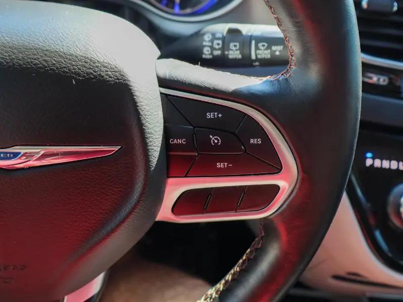 used 2020 Chrysler Pacifica car, priced at $16,995