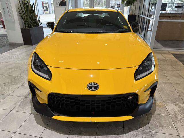 new 2026 Toyota GR86 car, priced at $44,579