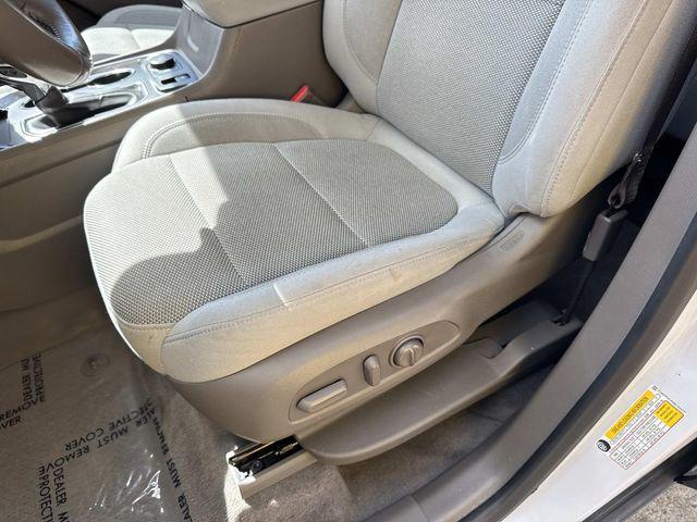 used 2021 Chevrolet Traverse car, priced at $19,990