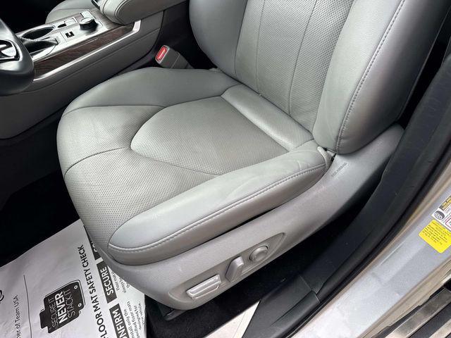 used 2021 Toyota Highlander car, priced at $35,750