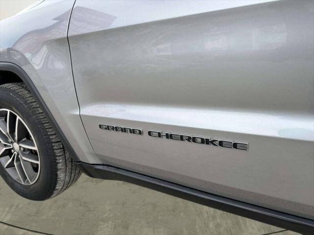 used 2018 Jeep Grand Cherokee car, priced at $15,999