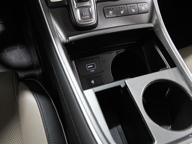 used 2023 Hyundai Santa Fe car, priced at $27,495