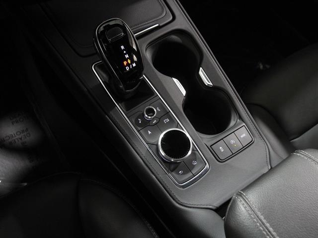 used 2025 Cadillac XT4 car, priced at $34,995