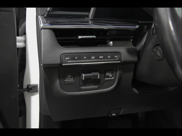 used 2022 Cadillac Escalade ESV car, priced at $61,525