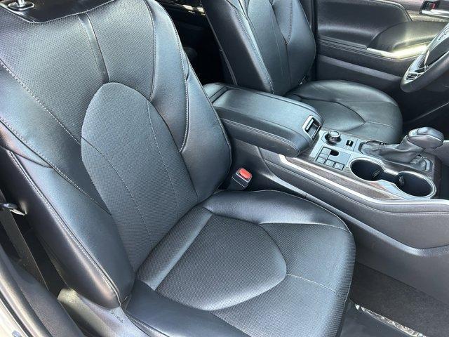 used 2024 Toyota Highlander car, priced at $40,988