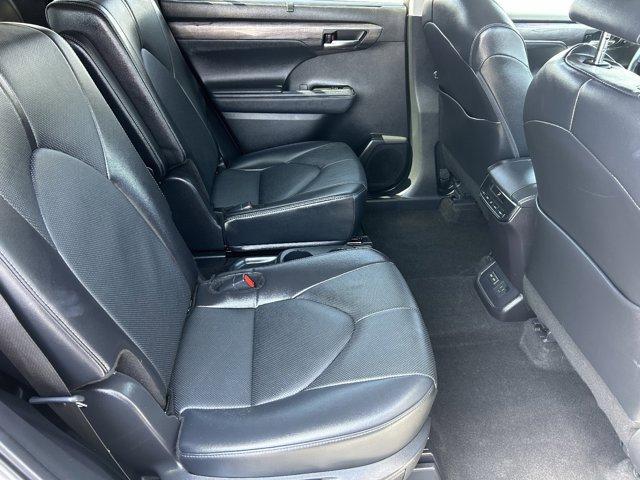 used 2024 Toyota Highlander car, priced at $40,988