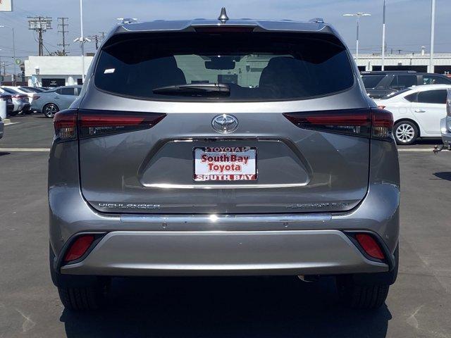 used 2026 Toyota Highlander car, priced at $54,388
