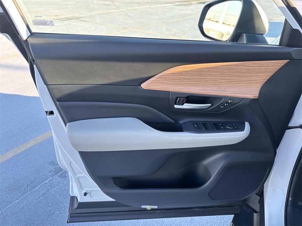 new 2026 Toyota Grand Highlander car, priced at $56,763