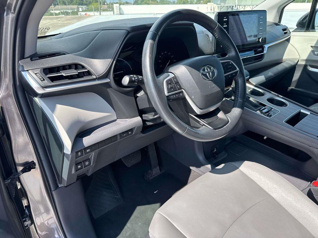 used 2024 Toyota Sienna car, priced at $37,999