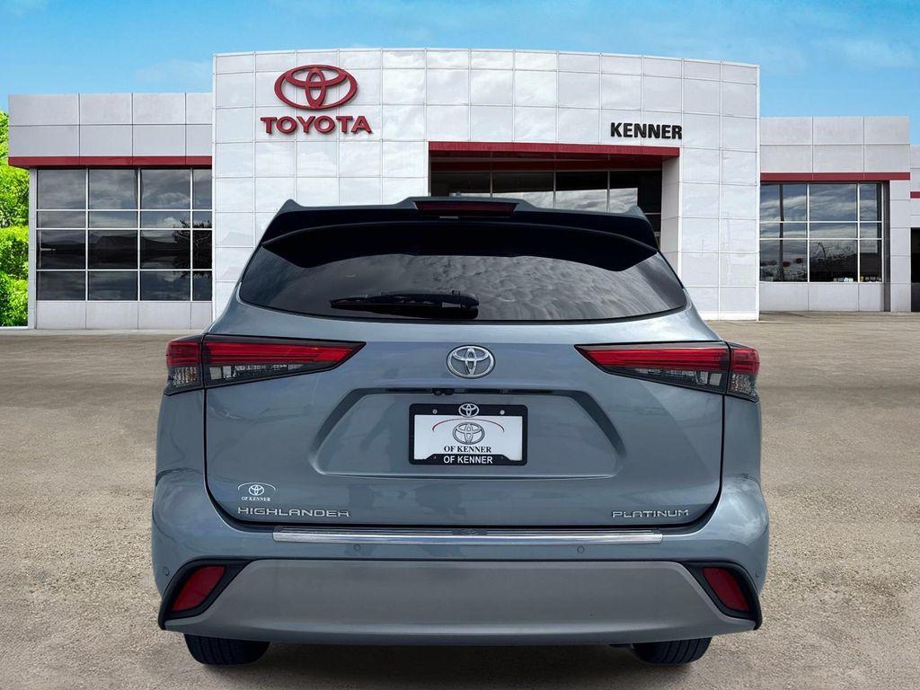 used 2023 Toyota Highlander car, priced at $44,328