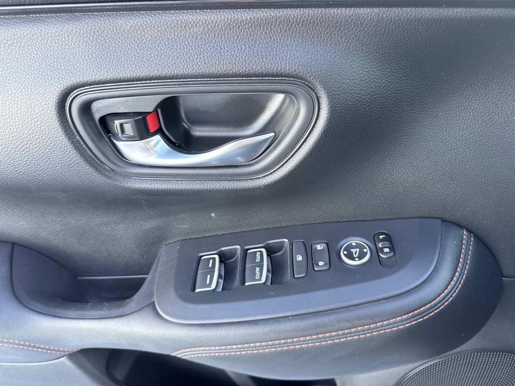 used 2025 Honda HR-V car, priced at $29,295