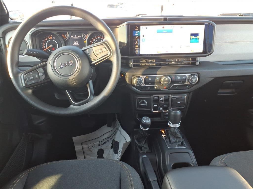 new 2026 Jeep Gladiator car, priced at $40,598