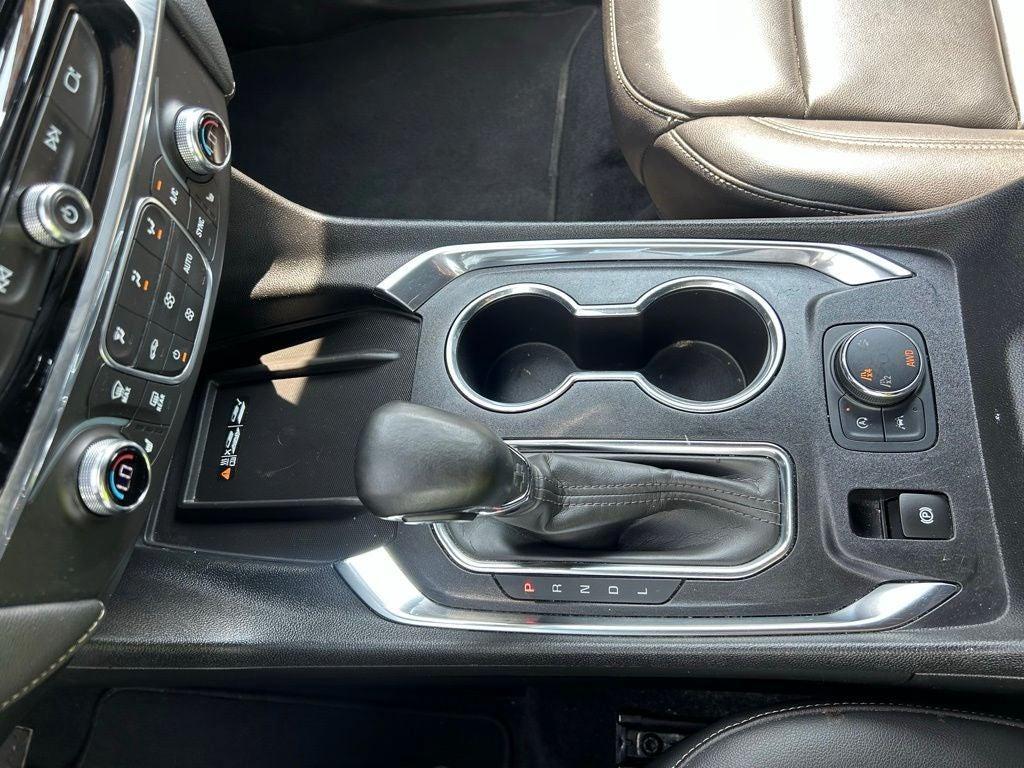 used 2023 Chevrolet Traverse car, priced at $30,895