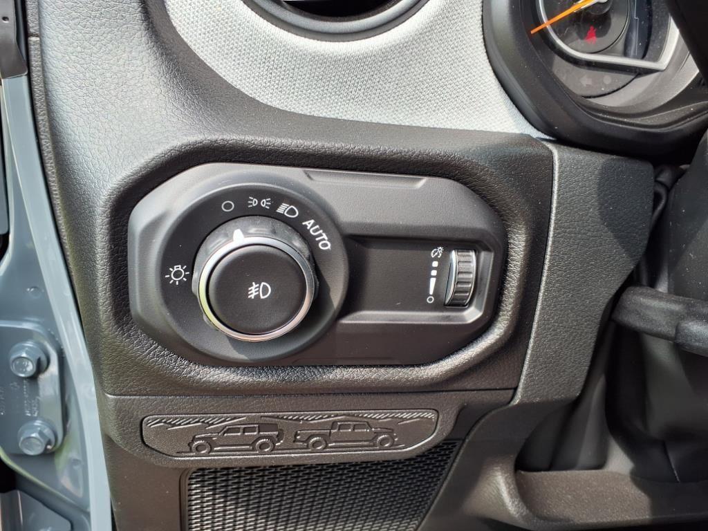 new 2025 Jeep Wrangler car, priced at $43,858