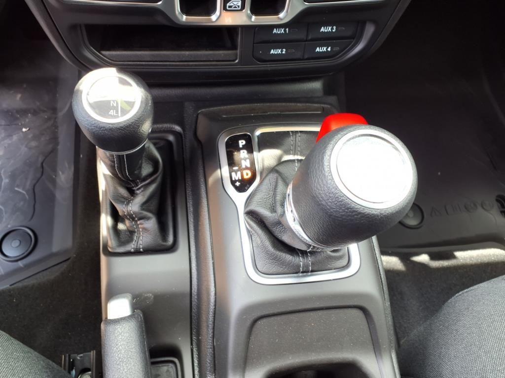 new 2025 Jeep Wrangler car, priced at $38,093