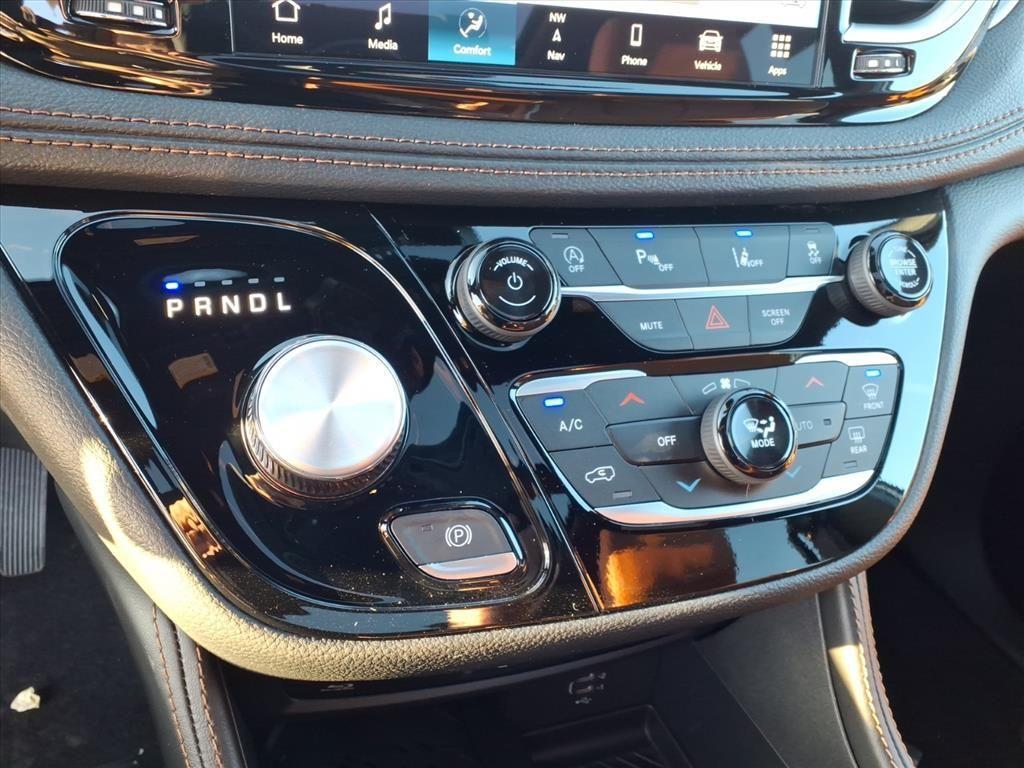 new 2026 Chrysler Pacifica car, priced at $54,766