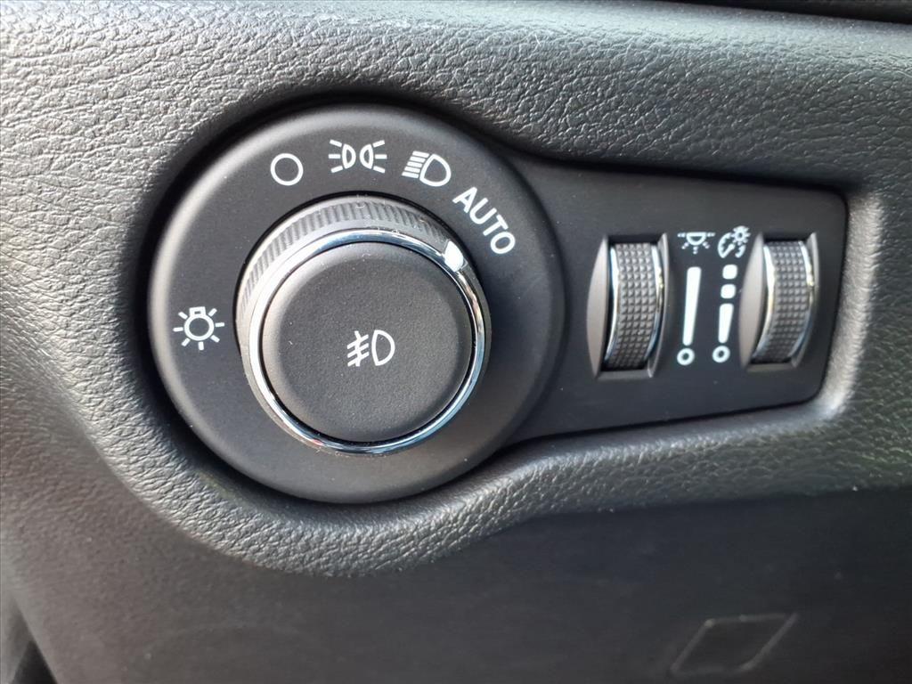 new 2026 Chrysler Pacifica car, priced at $51,029