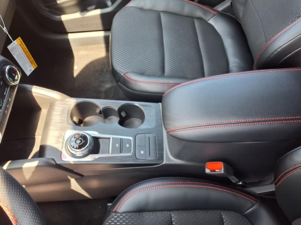 new 2025 Ford Escape car, priced at $26,398