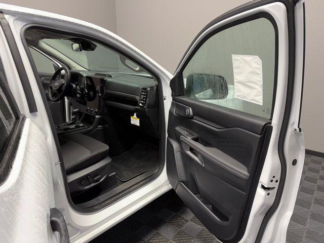 new 2025 Ford Ranger car, priced at $33,910