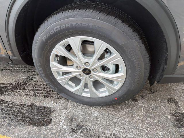 new 2026 Ford Escape car, priced at $32,775