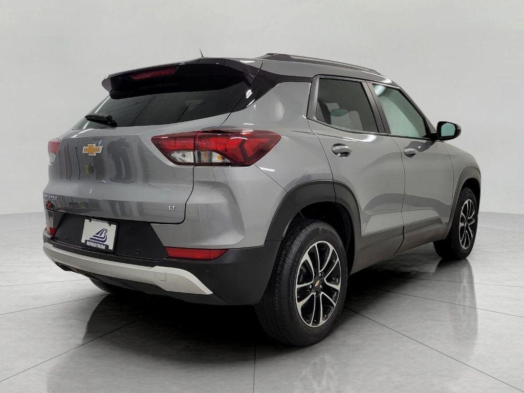 used 2025 Chevrolet TrailBlazer car, priced at $23,687