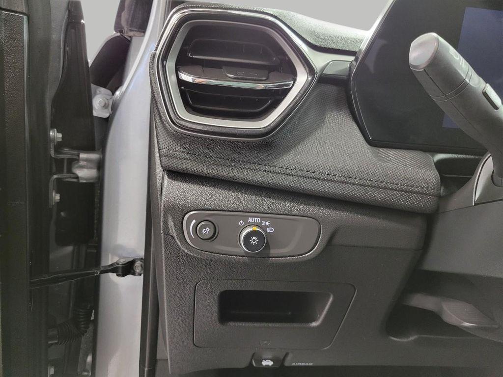 used 2025 Chevrolet TrailBlazer car, priced at $23,687