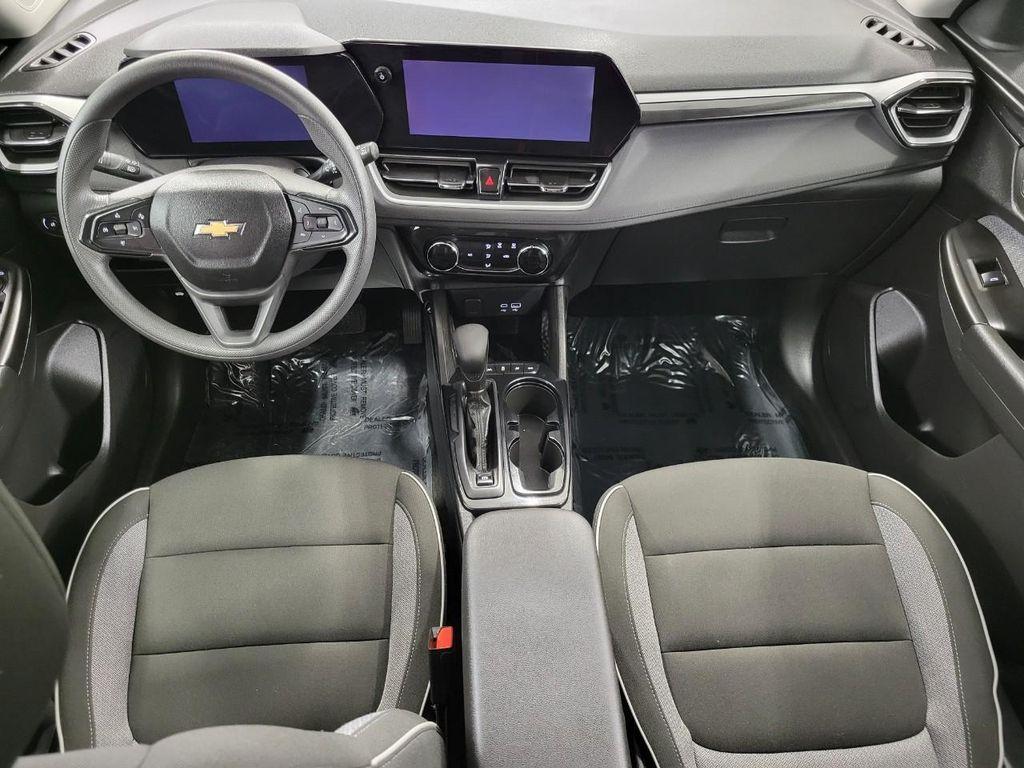 used 2025 Chevrolet TrailBlazer car, priced at $23,687