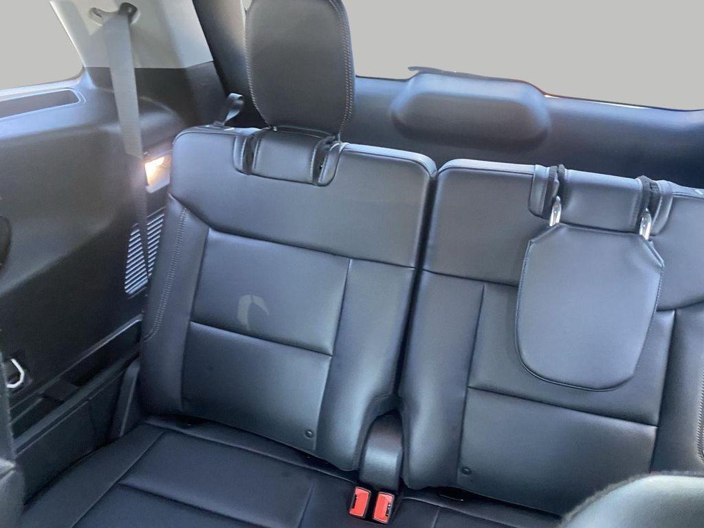 used 2024 Ford Explorer car, priced at $35,836