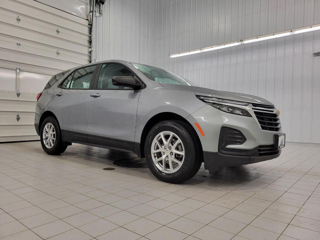 used 2024 Chevrolet Equinox car, priced at $21,215