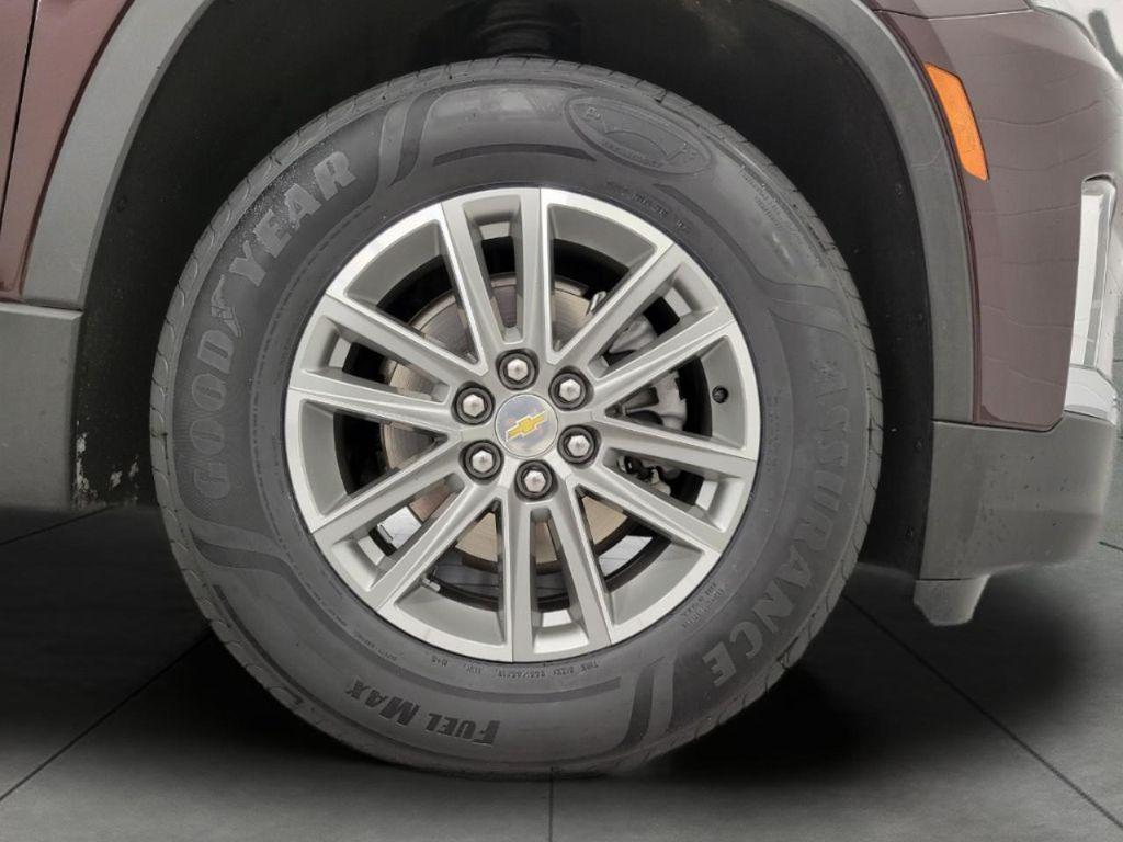 used 2023 Chevrolet Traverse car, priced at $31,623