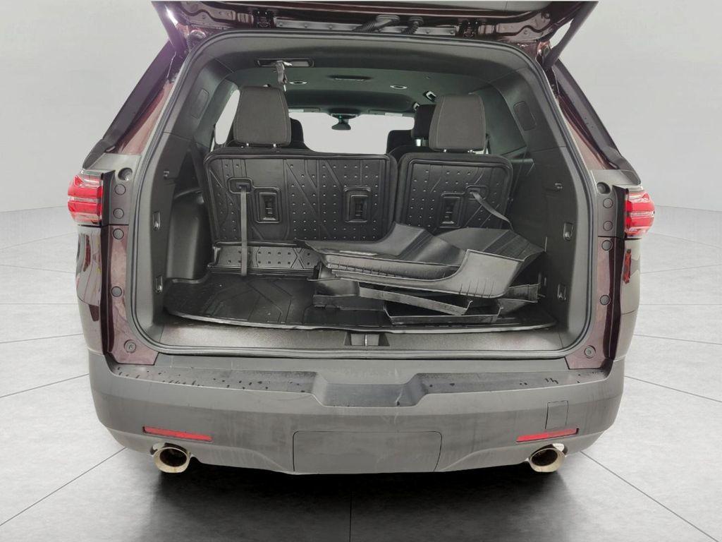 used 2023 Chevrolet Traverse car, priced at $31,623