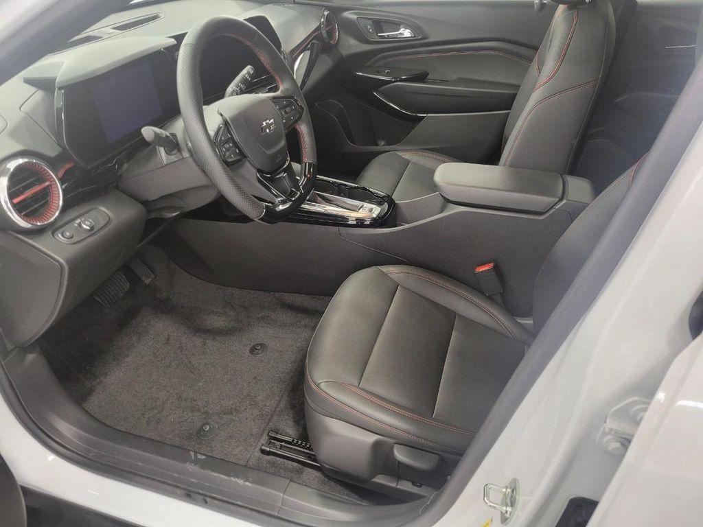 used 2025 Chevrolet Trax car, priced at $24,000