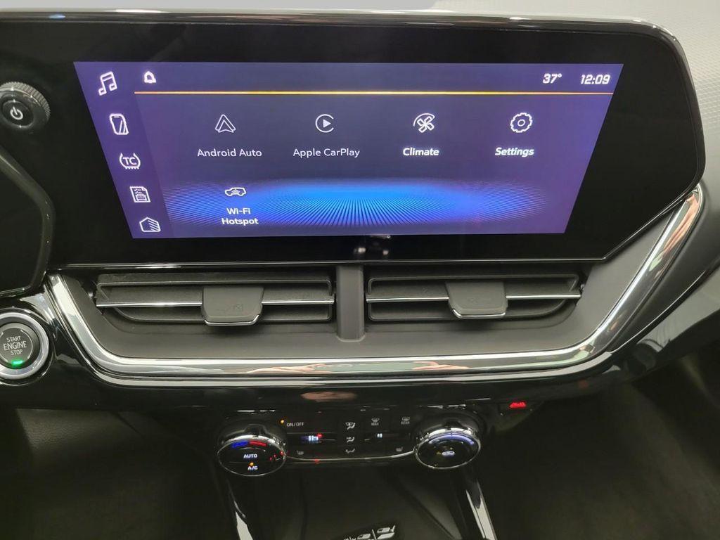 used 2025 Chevrolet Trax car, priced at $24,000