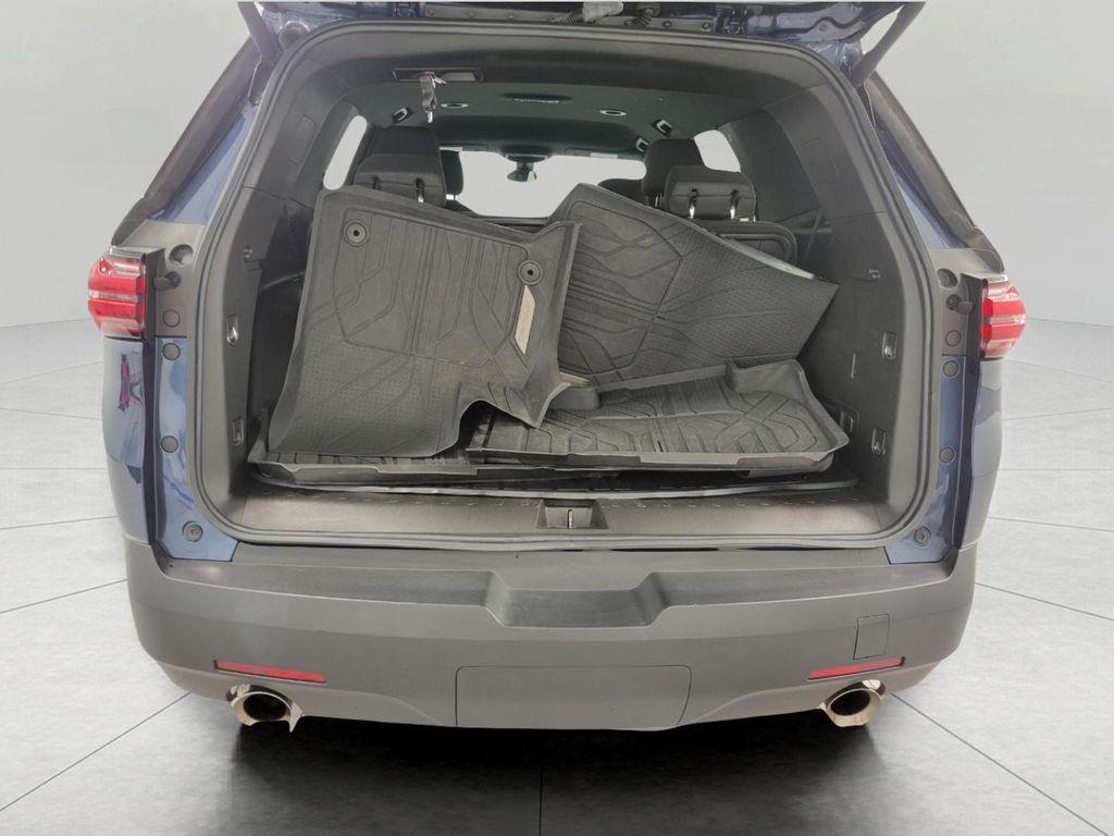 used 2023 Chevrolet Traverse car, priced at $26,720