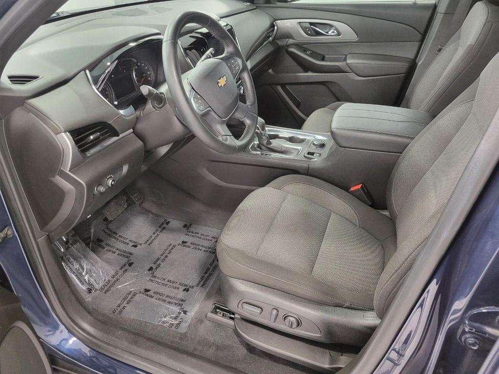 used 2023 Chevrolet Traverse car, priced at $26,720