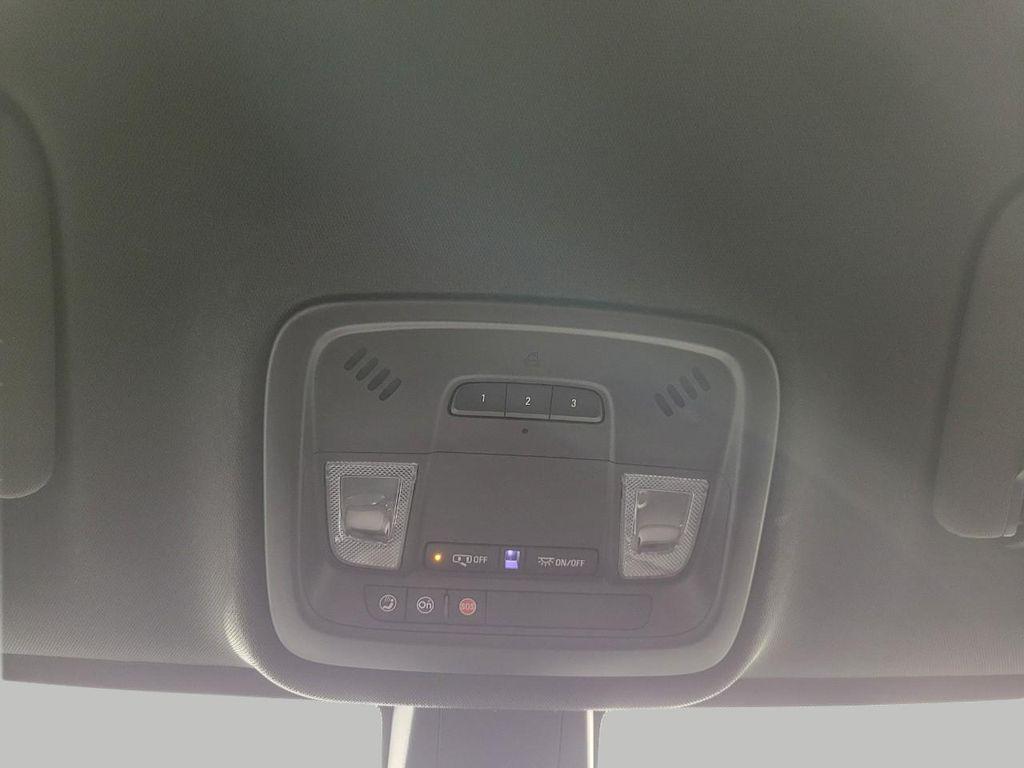 used 2023 Chevrolet Traverse car, priced at $26,720