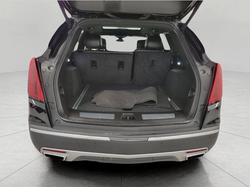 used 2025 Cadillac XT5 car, priced at $38,697