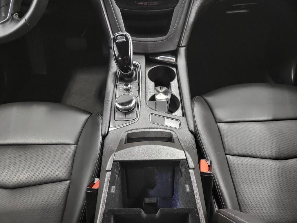 used 2025 Cadillac XT5 car, priced at $38,697