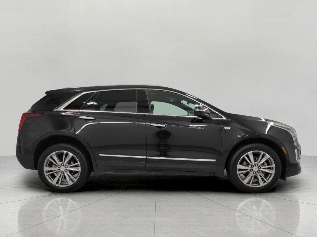 used 2025 Cadillac XT5 car, priced at $38,697