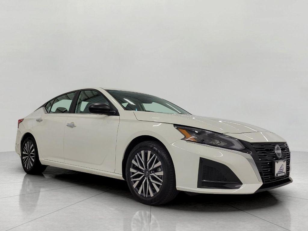 used 2025 Nissan Altima car, priced at $21,908