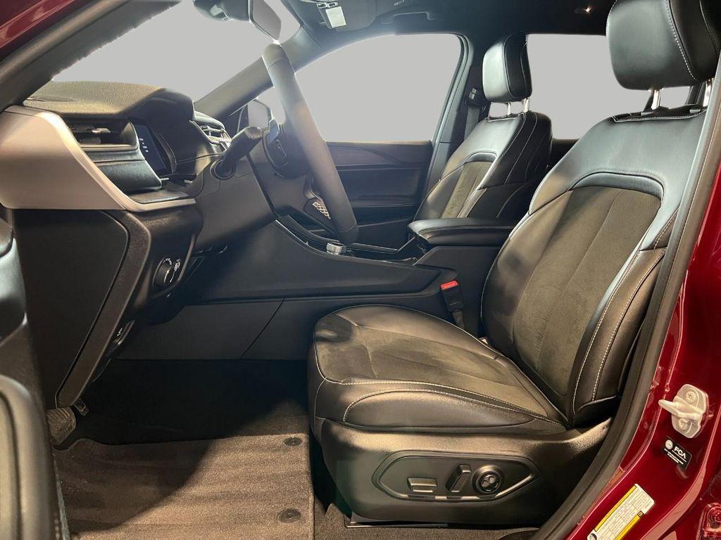 used 2025 Jeep Grand Cherokee L car, priced at $35,893