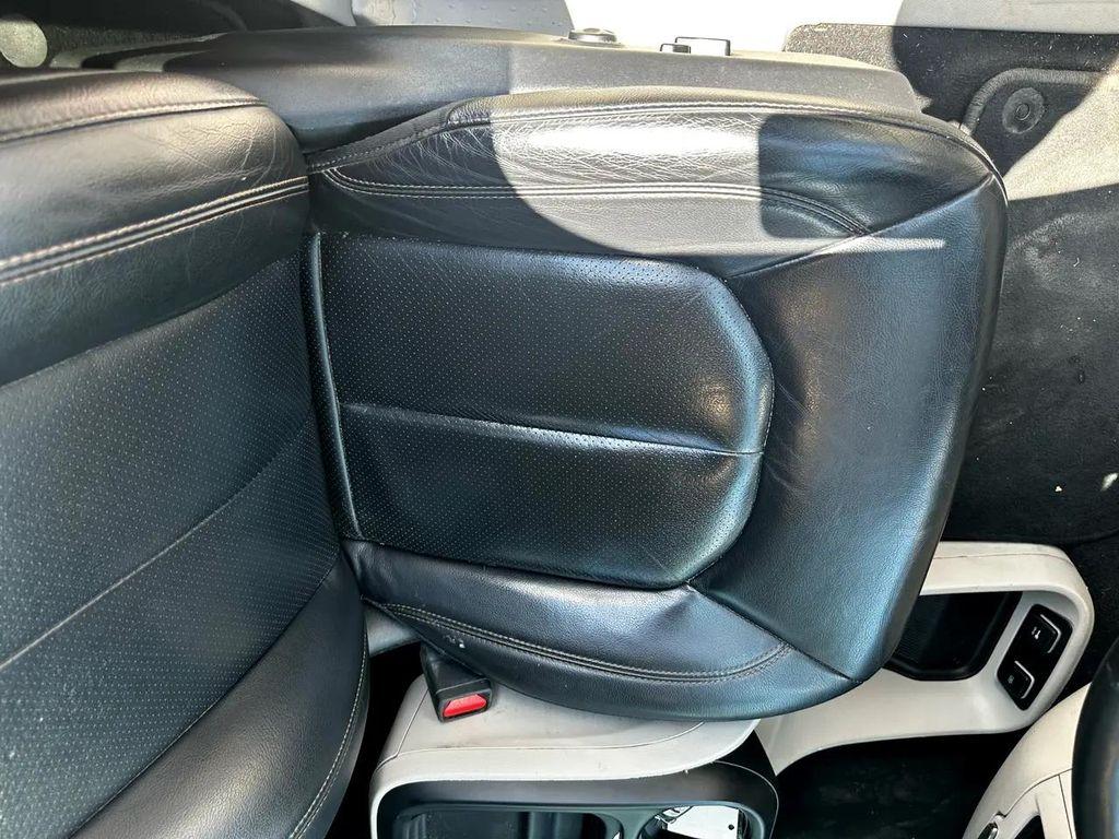 used 2020 Chrysler Pacifica car, priced at $15,995