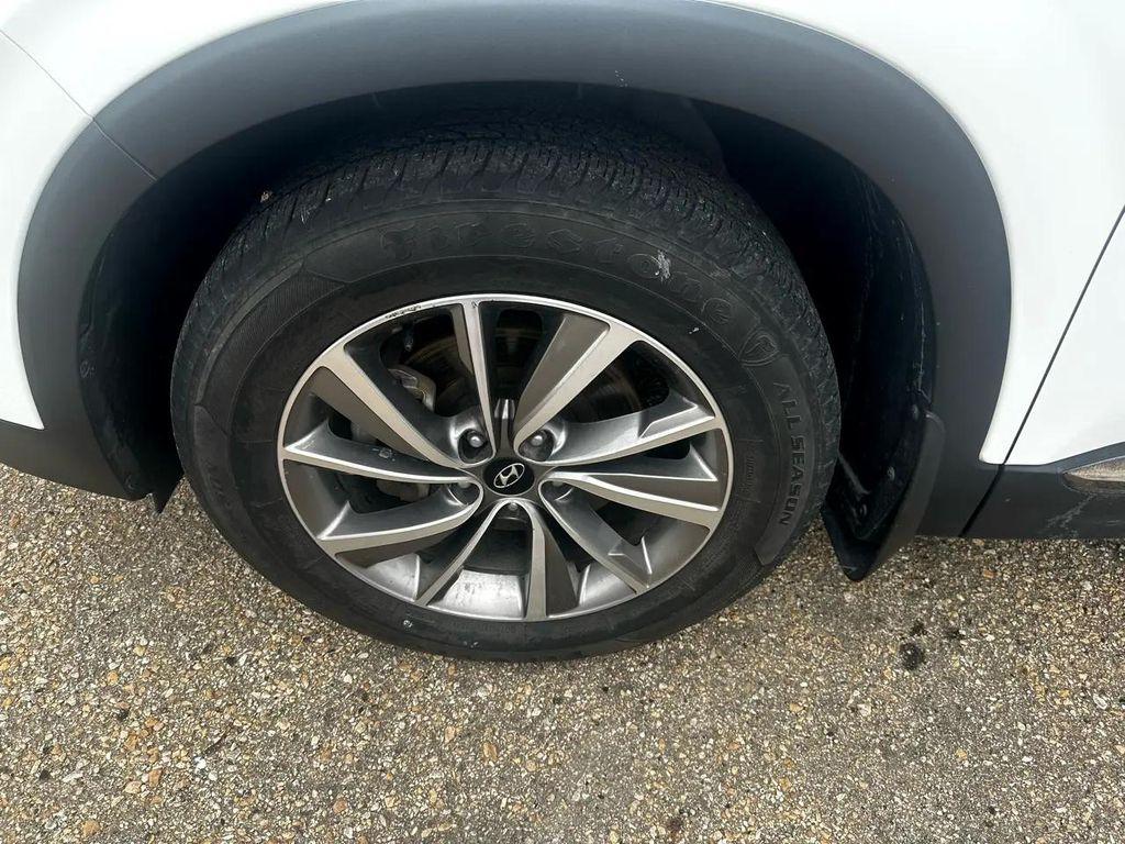 used 2020 Hyundai Santa Fe car, priced at $15,995