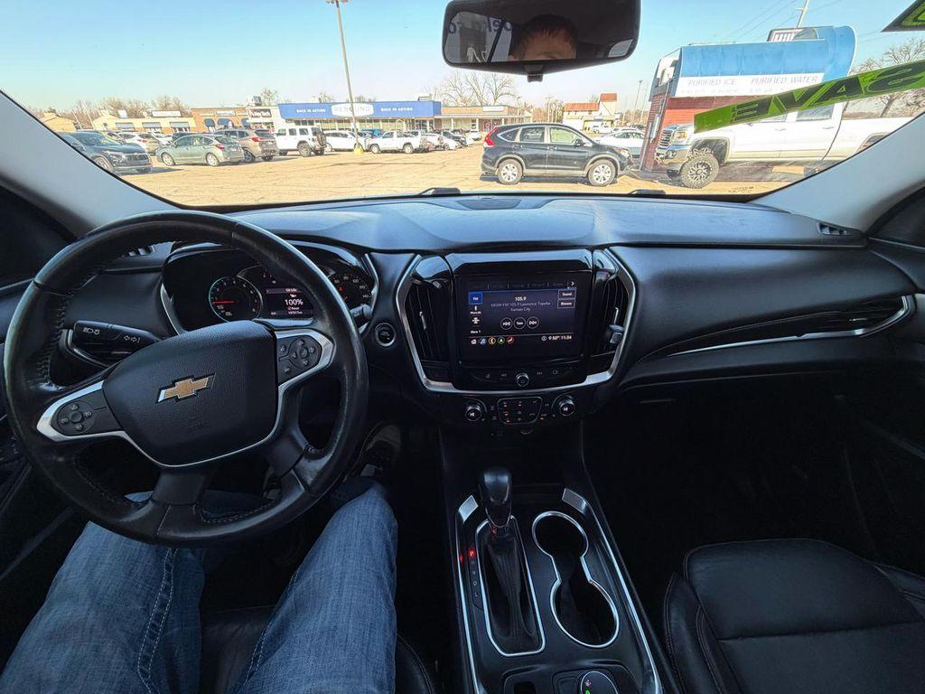 used 2021 Chevrolet Traverse car, priced at $19,995
