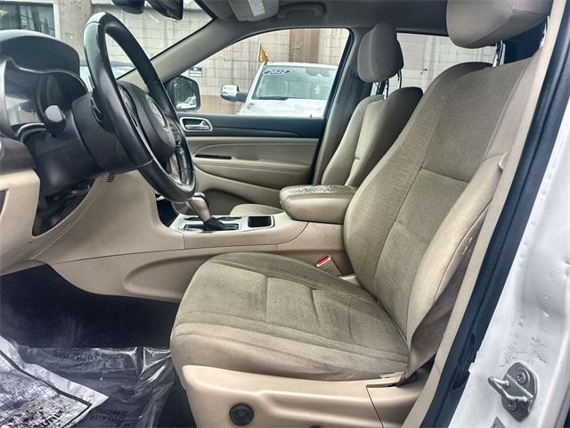 used 2016 Jeep Grand Cherokee car, priced at $13,000