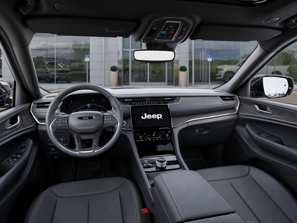 new 2025 Jeep Grand Cherokee car, priced at $49,261