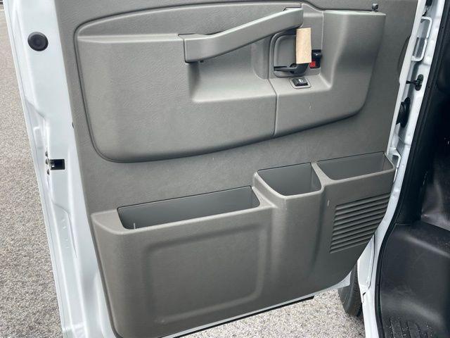 new 2025 Chevrolet Express 2500 car, priced at $44,000