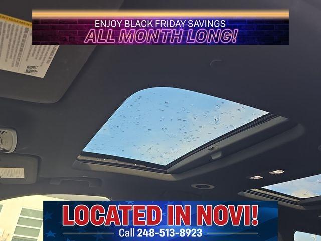 used 2023 Chevrolet Traverse car, priced at $30,900