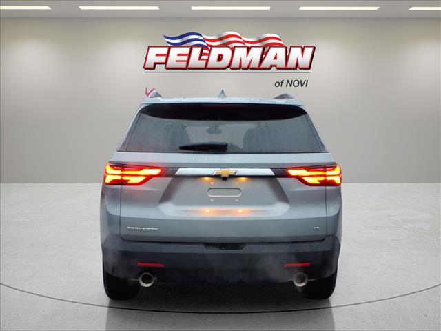 used 2023 Chevrolet Traverse car, priced at $30,200